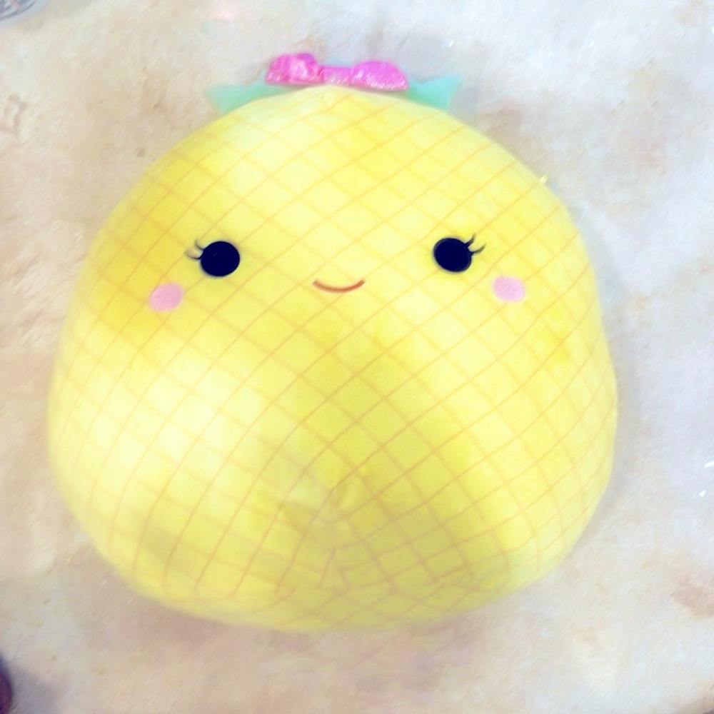 Maui the Squishmallow